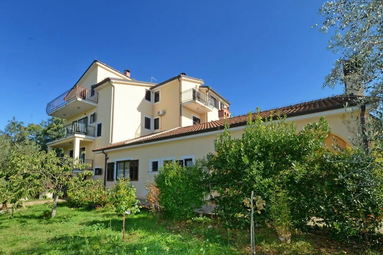 Apartment With Pool Albina 3 Umag