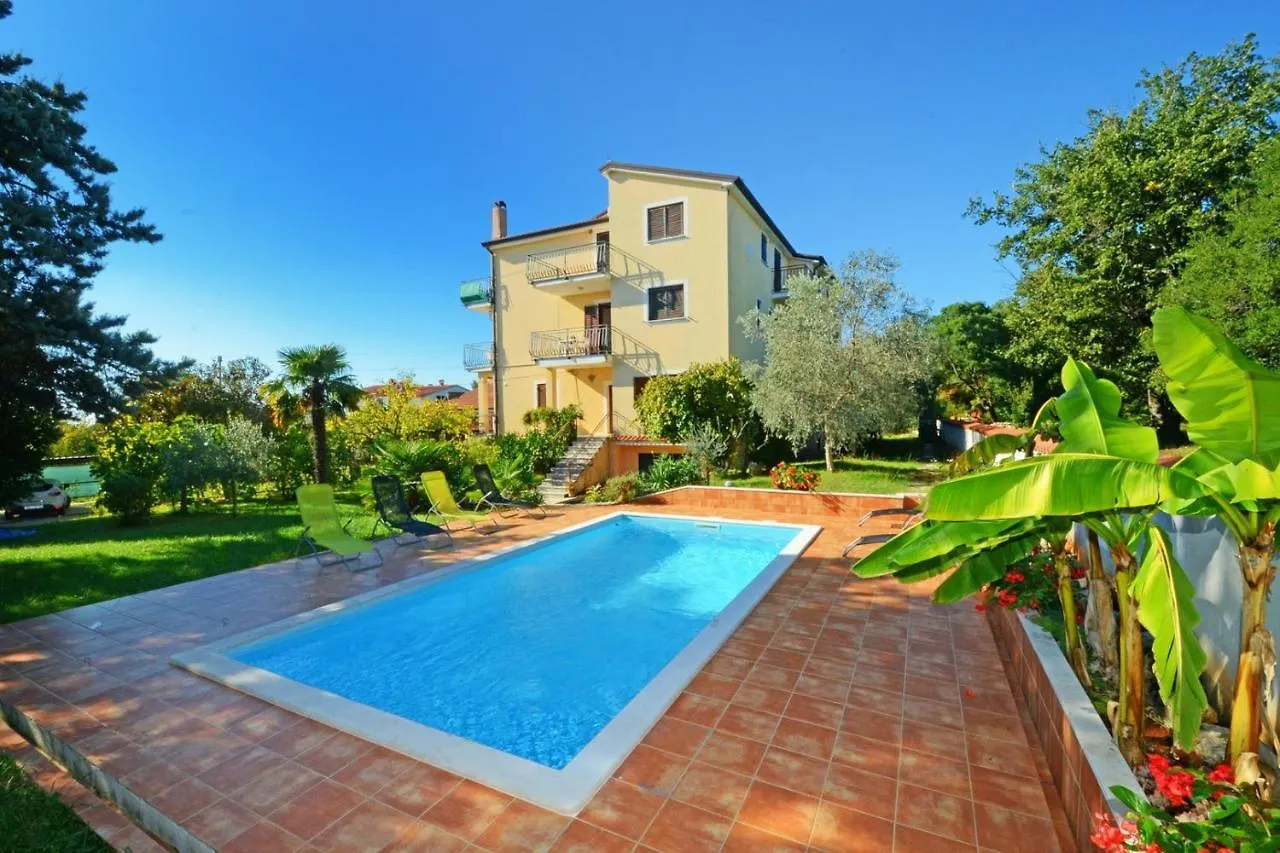 Apartment With Pool Albina 3 Umag Kroatien