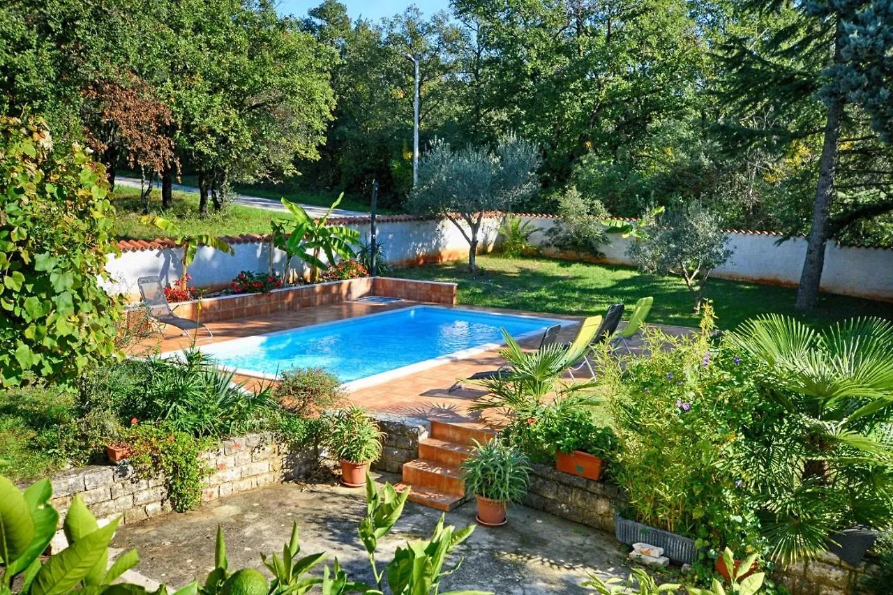 Apartment With Pool Albina 3 Umag